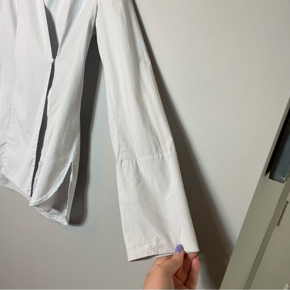 MM lafleur wrap top - Picture 3 of 7